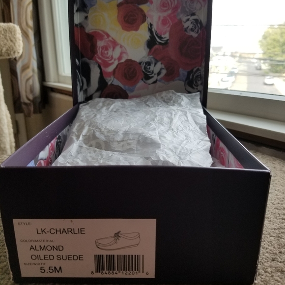 LUCKY BRAND SUEDE SHOES  NWOT - Picture 6 of 6